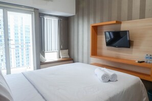 1 bedroom, free WiFi, bed sheets - Delightful Studio Apartment at Orchard Supermall Mansion (Surabaya)