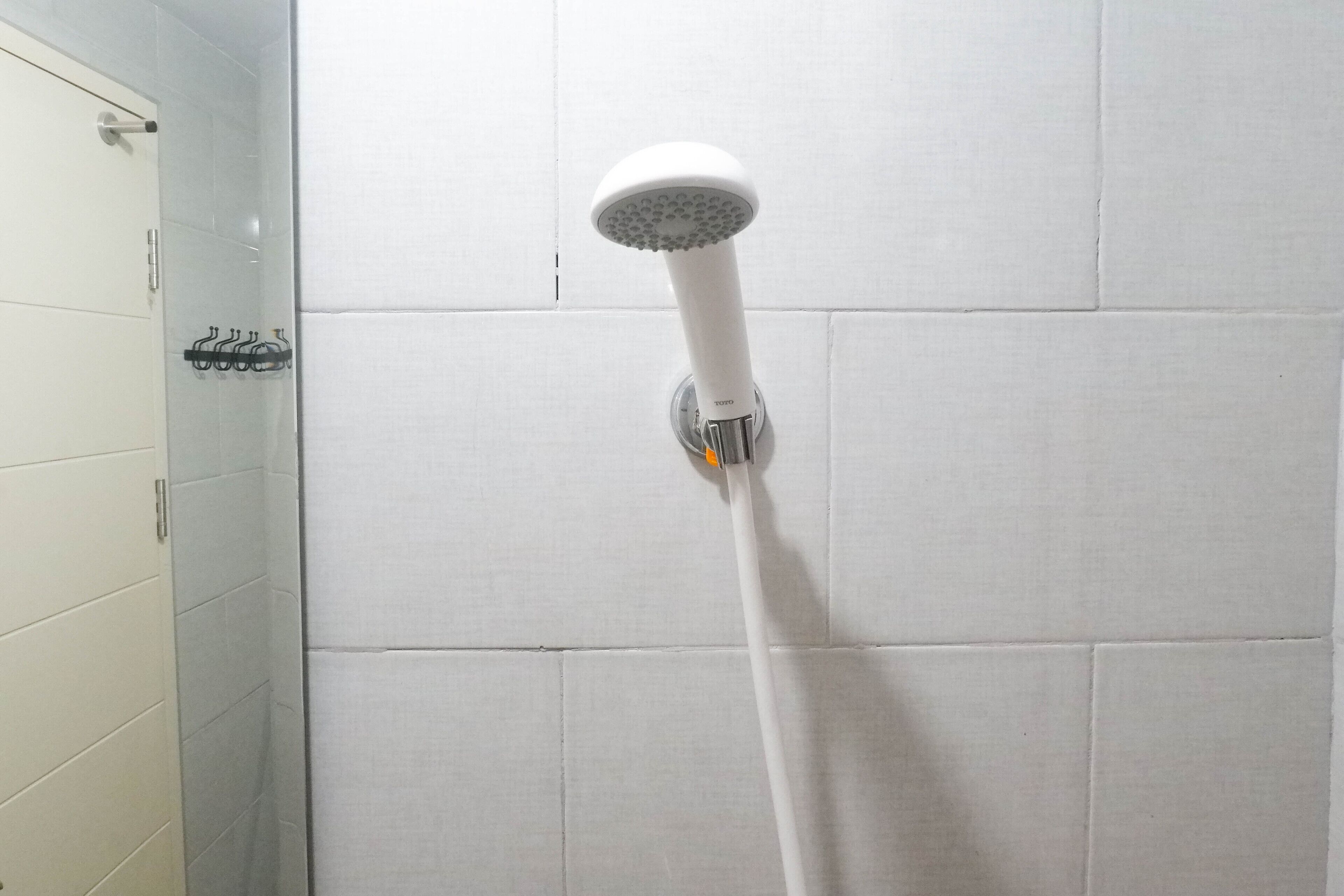 Suihku, ilmaiset hygieniatuotteet, pyyhkeet