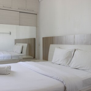 Room | 1 bedroom, free WiFi, bed sheets - Minimalist Studio Apartment at The Suite @Metro (Bandung)