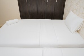 Habitación | 2 dormitorios, wifi gratis, ropa de cama