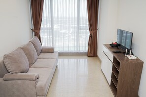 Living area - Spacious 1BR at Branz Apartment BSD near AEON Mall (Pagedangan)