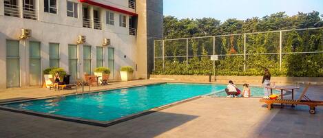 Alberca al aire libre