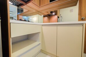 Private kitchen - Cozy 1BR Oasis Apartment (Cikarang)