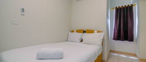Room | 2 bedrooms, free WiFi, bed sheets