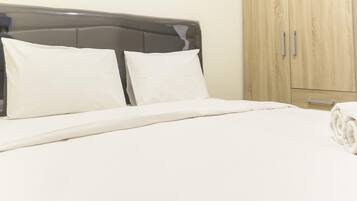 Room | 2 bedrooms, free WiFi, bed sheets