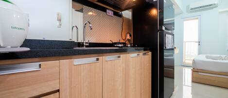 Fridge, stovetop, cookware/dishes/utensils