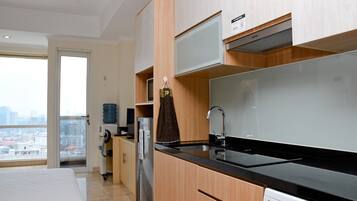 Fridge, stovetop, cookware/dishes/utensils