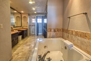 Combined shower/tub, jetted tub