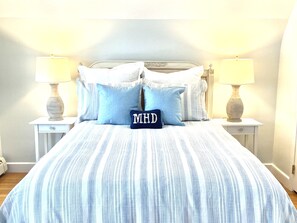 2 habitaciones, escritorio, wifi gratis y ropa de cama