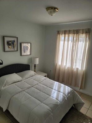 2 bedrooms, desk, iron/ironing board, free WiFi