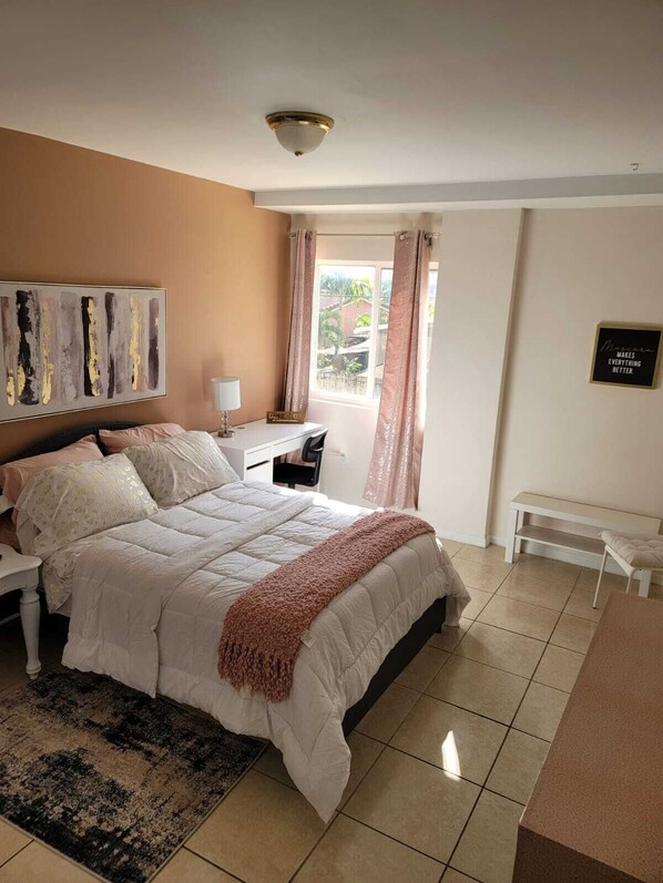 2 bedrooms, desk, iron/ironing board, free WiFi