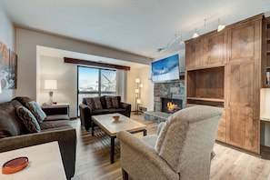 Smart TV, fireplace, DVD player - Shadow Ridge 202 | Steps to Slopes | Mtn Views | Kitchen | Fireplace | Updated | Pool & Hot Tub (Park City)