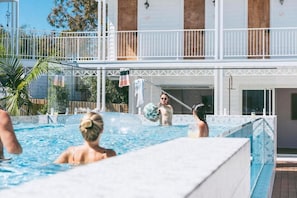 Outdoor pool - Bounce Noosa (Sunshine Coast)