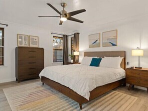 3 bedrooms, iron/ironing board, WiFi, bed sheets