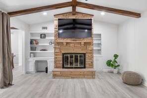 Smart TV, table football