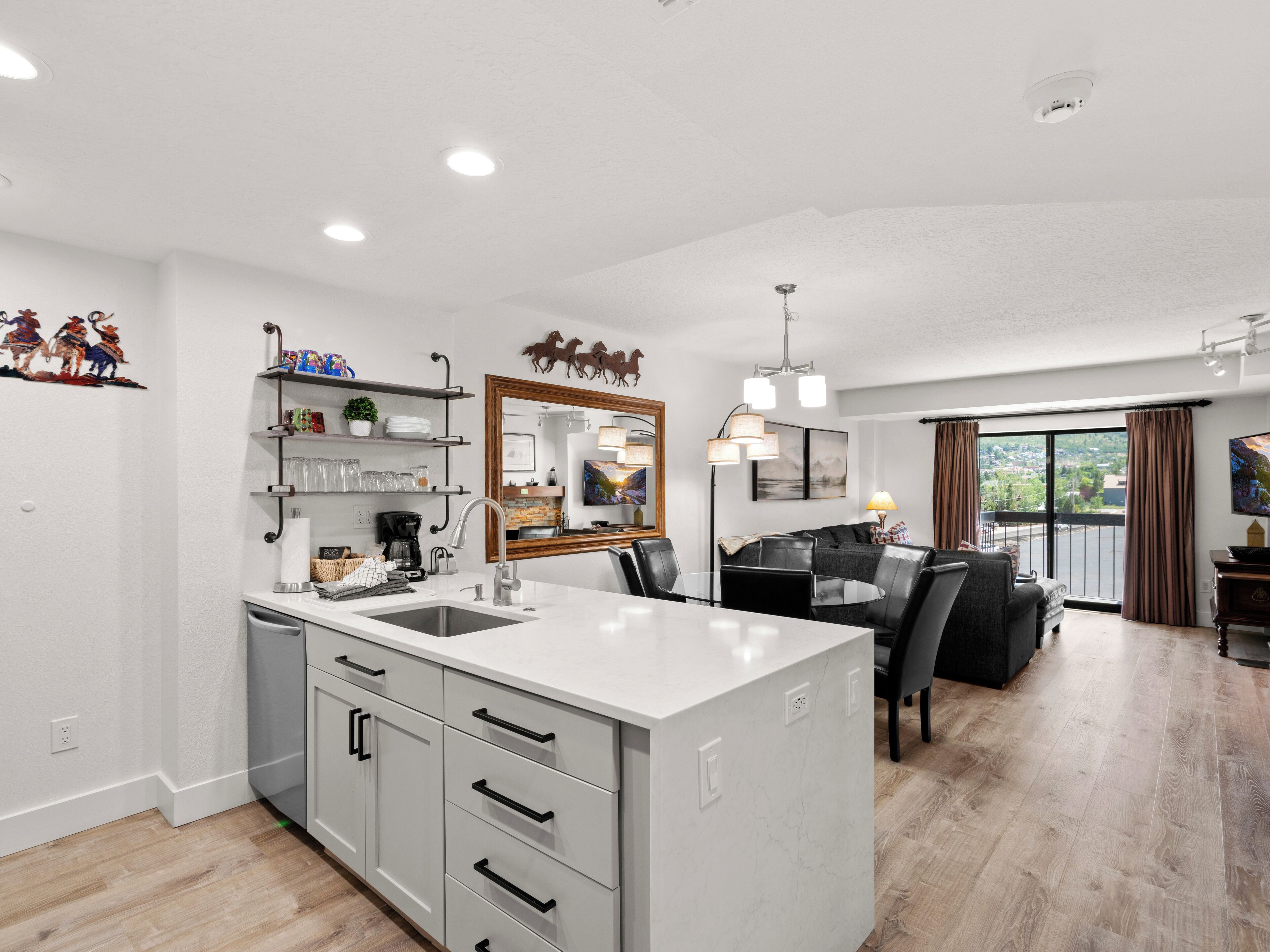 Living Area / Kitchen