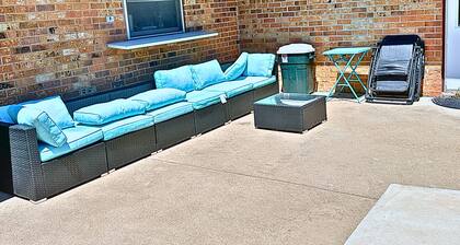 Desirable Location Cowboy Pool Awesome Game Room Near Tx Motor Speedway