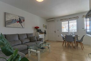 TV - 054 - Altomar II 004 - comfortHOLIDAYS (el Gran Alacant)