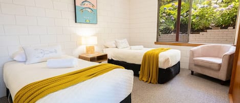 2 bedrooms, desk, iron/ironing board, free WiFi