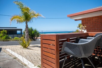 Shore Line Villa @ The Blue Seas