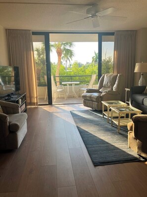 Immagine non classificata, 4 di 40, pulsante