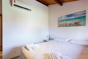 Bangalô premier, 4 quartos, vista para o jardim, no jardim | 5 quartos, Wi-Fi de cortesia, roupa de cama