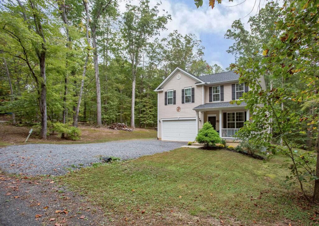 Spacious, but cozy. Just minutes from water.
