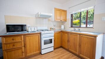 Fridge, microwave, stovetop, toaster