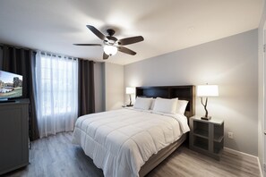 4 bedrooms, desk, iron/ironing board, free WiFi