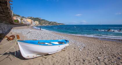 Sicilian Charm close to Taormina, Gaggi, Italy