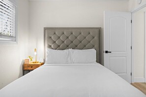 3 Schlafzimmer, Bügeleisen/Bügelbrett, Reisekinderbett, kostenloses WLAN