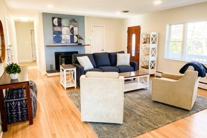 Imagen sin descripción, 2 de 49, botón