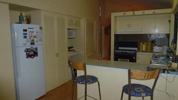 Dining tables, kitchen islands