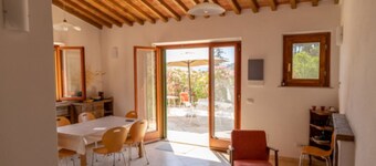 Independent Villa l'Aia in a panoramic and quiet position on the Gulf of Lacona