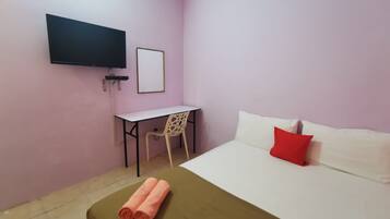 Phòng đôi Deluxe, 1 giường cỡ queen | Truy cập Internet không dây miễn phí, bộ trải giường