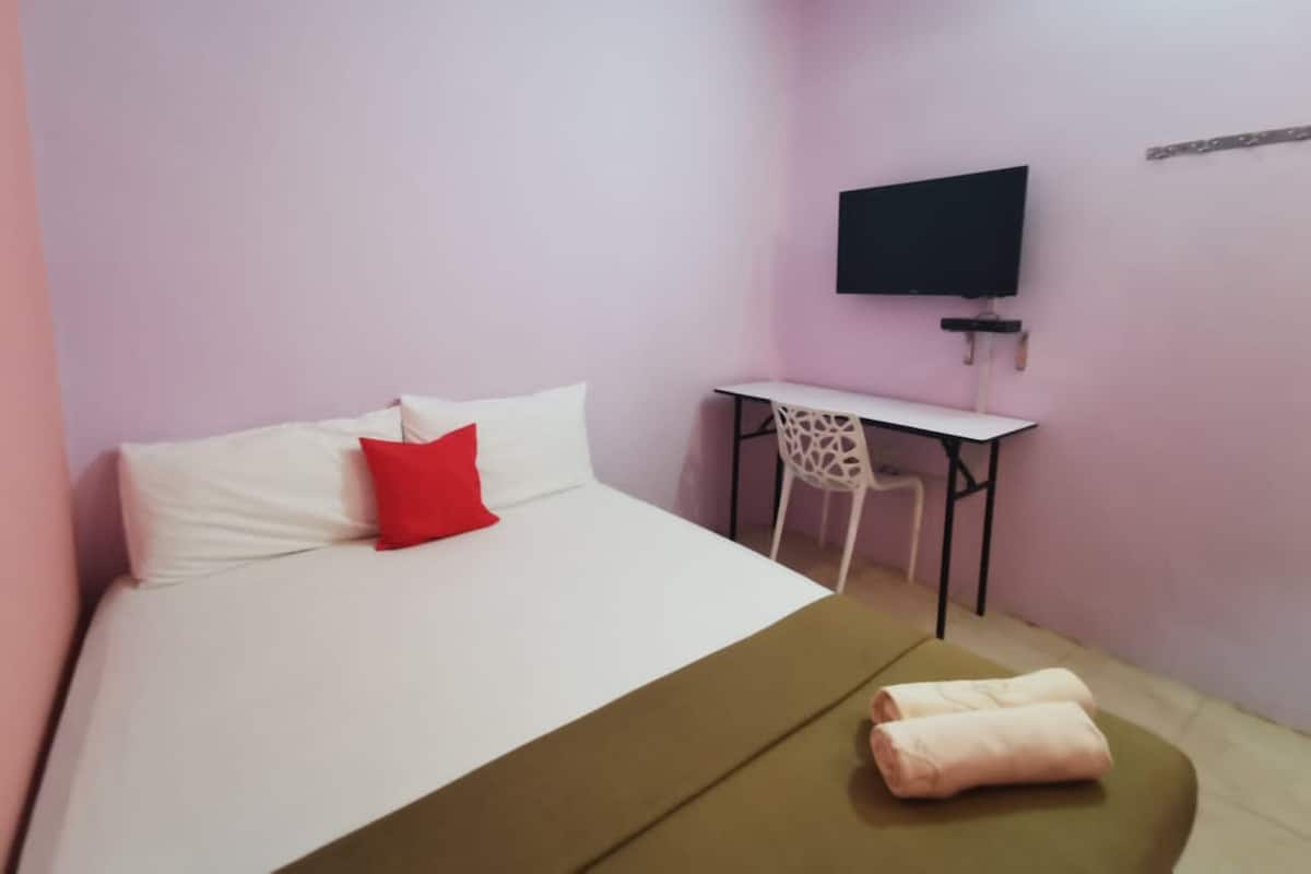 Habitación doble estándar, 1 cama Queen size | Wifi gratis y ropa de cama