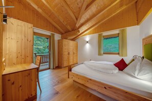 2 chambres, accès au Wi-Fi (inclus), literie fournie