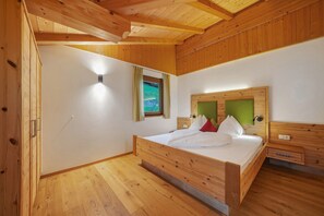 2 habitaciones, wifi gratis y ropa de cama 