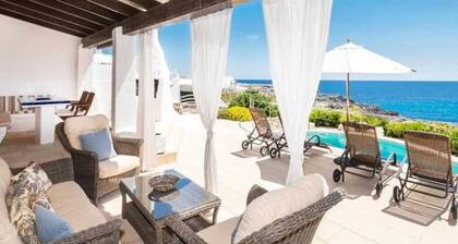 Villa 'Rocío' with Sea View, Wi-Fi and Air Conditioning