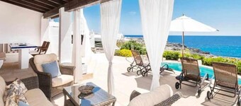 Villa 'Rocío' with Sea View, Wi-Fi and Air Conditioning