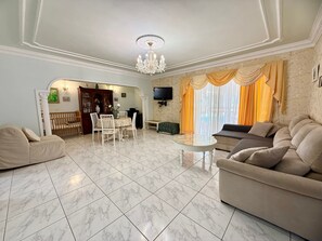 TV, DVD player, stereo