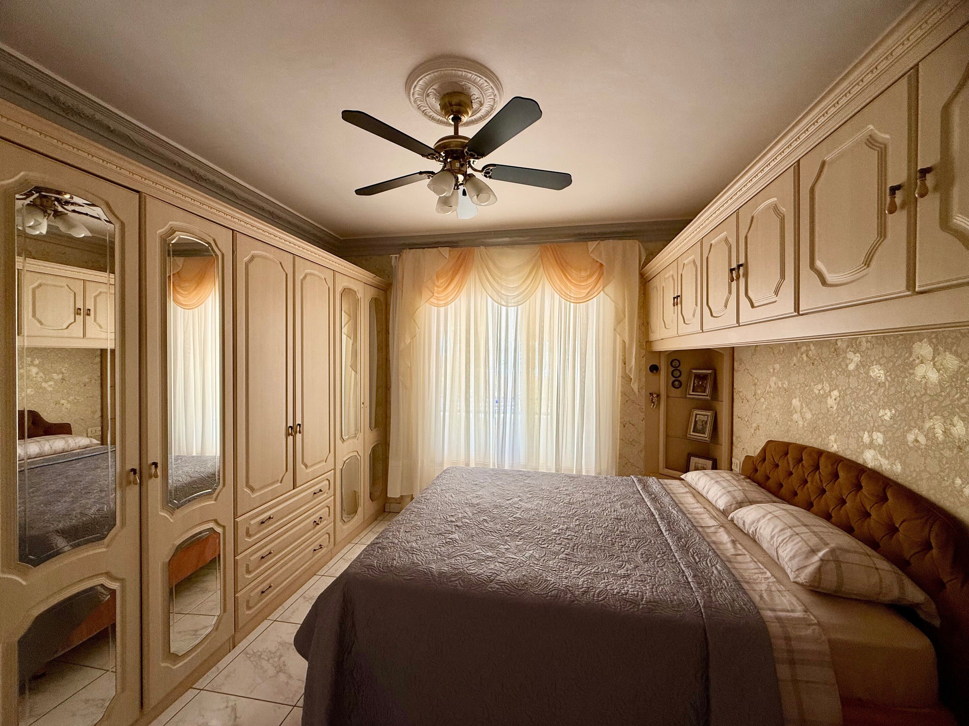 2 chambres, fer et planche à repasser, Wi-Fi gratuit, draps fournis