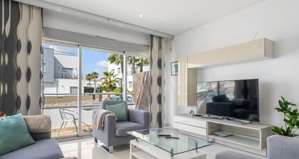 Villa Bahati proche la plage avec vue mer, piscine partagée, jardin, climatisation et Wi-Fi.