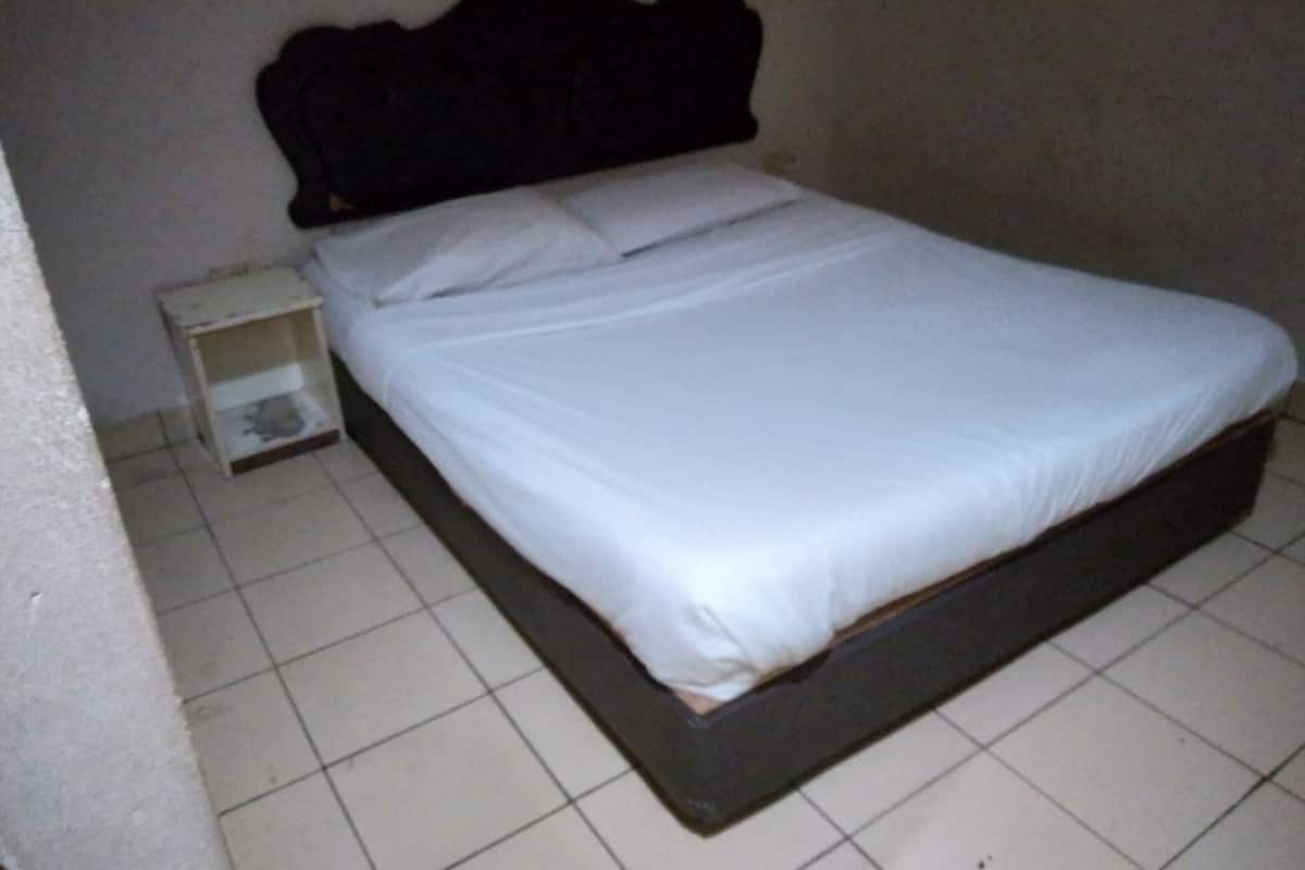 Standard Double Room | 1 bedroom, free WiFi, bed sheets