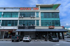 Exterior - OYO 90375 Reggae Inn (Bintulu)