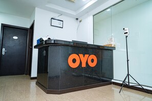 Reception - OYO 90375 Reggae Inn (Bintulu)