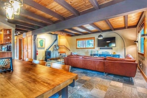 Interior - Restful North Ridge | 5 Minutes Walk to Shoreline (Carnelian Bay)