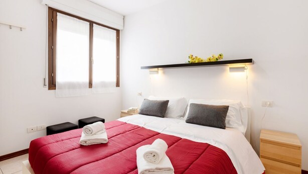 Uklassifisert bilde, 1 av 15, knapp