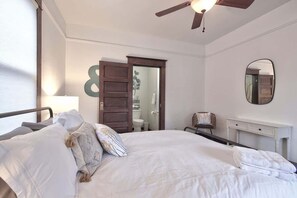 4 Schlafzimmer, Bügeleisen/Bügelbrett, kostenloses WLAN, Bettwäsche