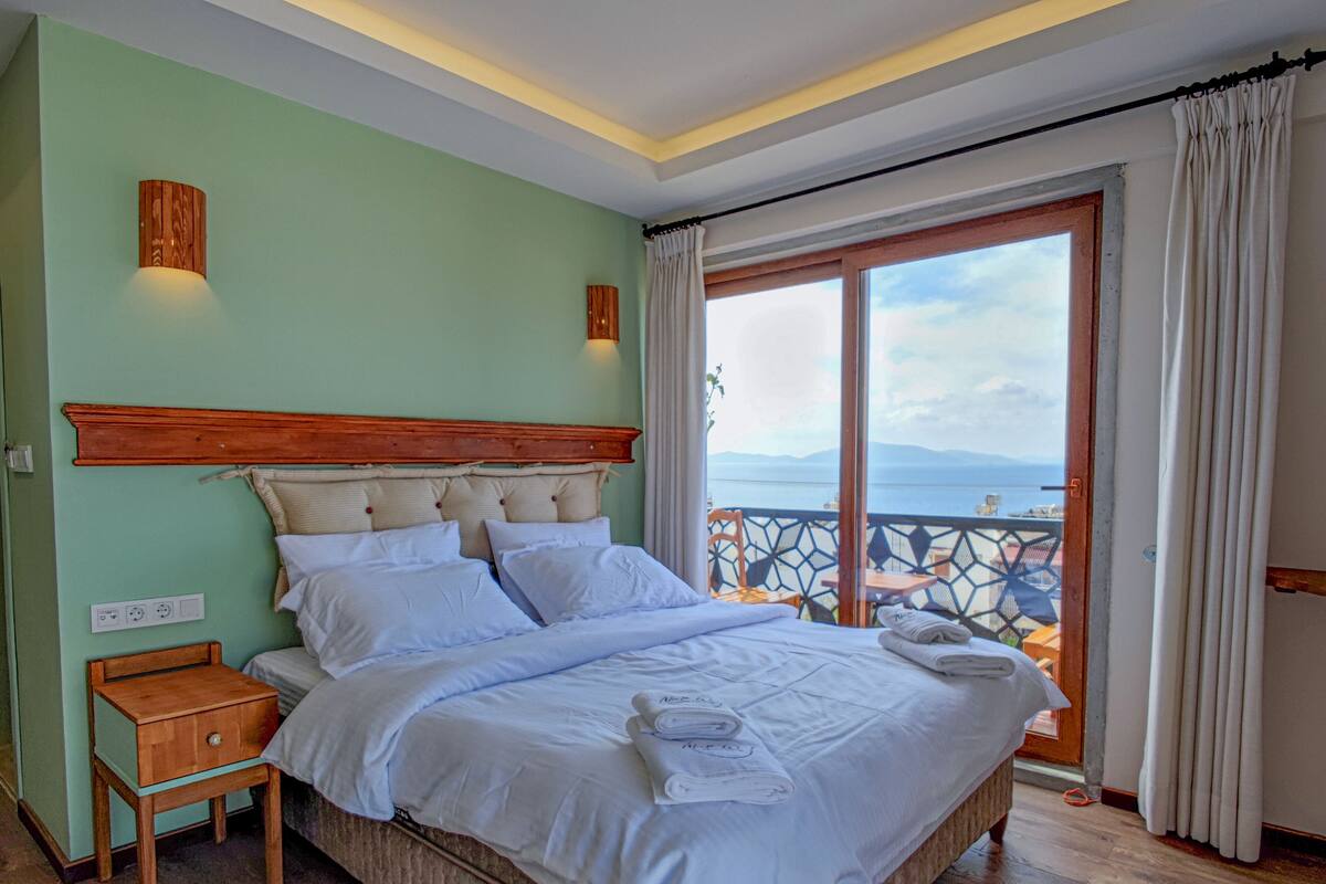 Egyptian cotton sheets, premium bedding, down duvets, memory-foam beds